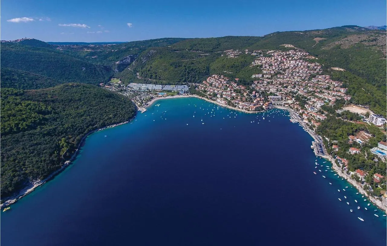 2 Bedroom Lovely Apartment In Labin Labin  0*, Labin (Istria)